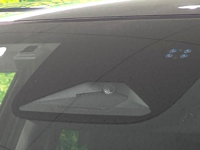 ヴェゼル ｅ：ＨＥＶ　Ｚ　禁煙車　純正９型ナビ　バックカメラ　衝突被害軽減システム　電動リアゲート　ハーフレザーシート　コーナーセンサー　スマートキー　ＬＥＤヘッド　ビルトインＥＴＣ　純正１８インチアルミ　車線逸脱警報（73枚目）