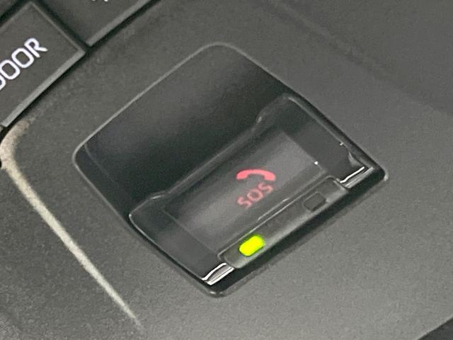 カローラクロス ハイブリッド G 禁煙車 純正8インチディスプレイオーディオ バックカメラ 衝突被害軽減システム レーダークルーズ コーナーセンサー LEDヘッド ETC オートハイビーム 車線逸脱警報 オートライト オートエアコン(62枚目)