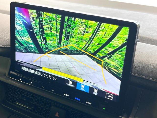 ステップワゴン ｅ：ＨＥＶスパーダ　禁煙車　純正１１．４インチナビ　両側電動ドア　バックカメラ　衝突被害軽減システム　電動リアゲート　シートヒーター　ハーフレザーシート　コーナーセンサー　ＬＥＤヘッド　車線逸脱警報　オートライト（5枚目）