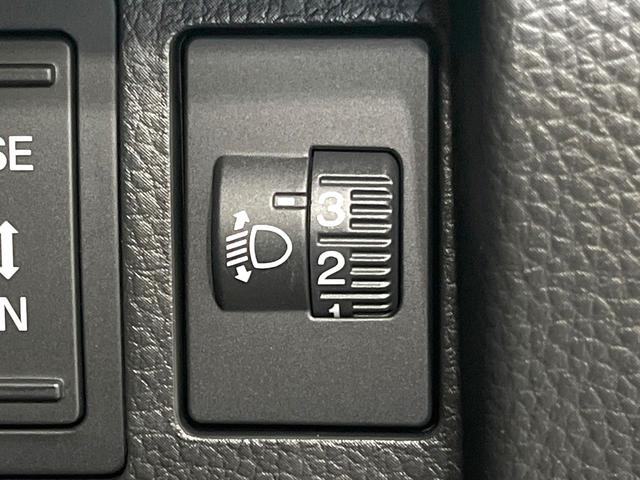 ステップワゴン ｅ：ＨＥＶスパーダ　禁煙車　純正１１．４インチナビ　両側電動ドア　バックカメラ　衝突被害軽減システム　電動リアゲート　シートヒーター　ハーフレザーシート　コーナーセンサー　ＬＥＤヘッド　車線逸脱警報　オートライト（64枚目）