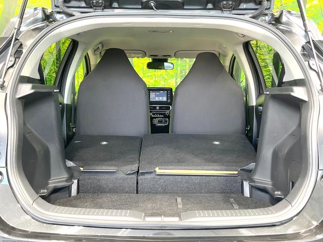 アクア Ｘ　禁煙車　ディスプレイオーディオ　バックカメラ　１００Ｖ電源　衝突被害軽減システム　レーダークルーズ　スマートキー　ＬＥＤヘッド　ＥＴＣ　オートハイビーム　オートライト　オートエアコン（10枚目）