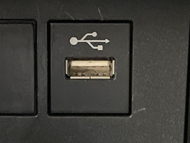 アクア Ｘ　禁煙車　ディスプレイオーディオ　バックカメラ　１００Ｖ電源　衝突被害軽減システム　レーダークルーズ　スマートキー　ＬＥＤヘッド　ＥＴＣ　オートハイビーム　オートライト　オートエアコン（54枚目）