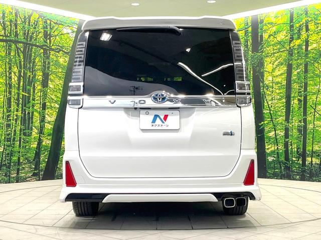 ヴォクシー ハイブリッドＺＳ　煌　禁煙車　モデリスタエアロ　１０インチナビ　バックカメラ　フリップダウンモニター　両側パワスラ　セーフティセンス　シートヒーター　クルコン　Ｗエアコン　オートライト　ドラレコ　オートハイビーム　ＥＴＣ（16枚目）