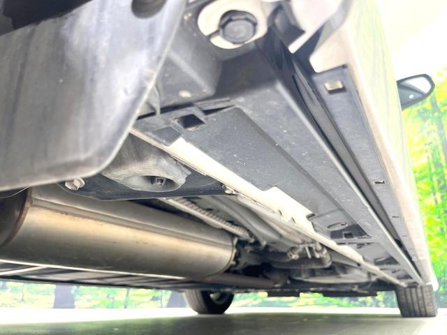 ヴォクシー ハイブリッドＺＳ　煌　禁煙車　モデリスタエアロ　１０インチナビ　バックカメラ　フリップダウンモニター　両側パワスラ　セーフティセンス　シートヒーター　クルコン　Ｗエアコン　オートライト　ドラレコ　オートハイビーム　ＥＴＣ（24枚目）