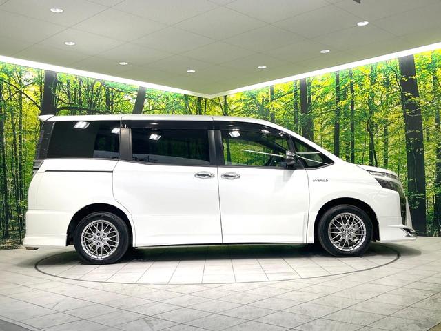 ヴォクシー ハイブリッドＺＳ　煌　禁煙車　モデリスタエアロ　１０インチナビ　バックカメラ　フリップダウンモニター　両側パワスラ　セーフティセンス　シートヒーター　クルコン　Ｗエアコン　オートライト　ドラレコ　オートハイビーム　ＥＴＣ（26枚目）