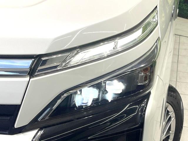 ヴォクシー ハイブリッドＺＳ　煌　禁煙車　モデリスタエアロ　１０インチナビ　バックカメラ　フリップダウンモニター　両側パワスラ　セーフティセンス　シートヒーター　クルコン　Ｗエアコン　オートライト　ドラレコ　オートハイビーム　ＥＴＣ（30枚目）