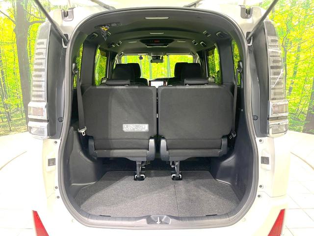 ヴォクシー ハイブリッドＺＳ　煌　禁煙車　モデリスタエアロ　１０インチナビ　バックカメラ　フリップダウンモニター　両側パワスラ　セーフティセンス　シートヒーター　クルコン　Ｗエアコン　オートライト　ドラレコ　オートハイビーム　ＥＴＣ（46枚目）