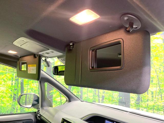 ヴォクシー ハイブリッドＺＳ　煌　禁煙車　モデリスタエアロ　１０インチナビ　バックカメラ　フリップダウンモニター　両側パワスラ　セーフティセンス　シートヒーター　クルコン　Ｗエアコン　オートライト　ドラレコ　オートハイビーム　ＥＴＣ（48枚目）