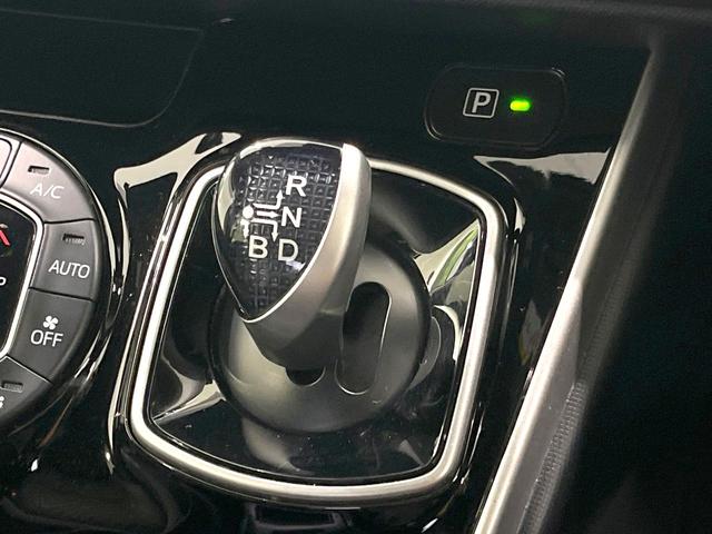 ヴォクシー ハイブリッドＺＳ　煌　禁煙車　モデリスタエアロ　１０インチナビ　バックカメラ　フリップダウンモニター　両側パワスラ　セーフティセンス　シートヒーター　クルコン　Ｗエアコン　オートライト　ドラレコ　オートハイビーム　ＥＴＣ（49枚目）