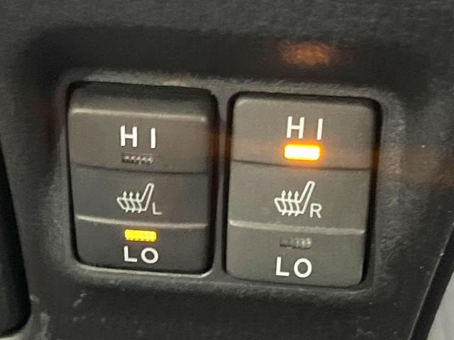 ヴォクシー ハイブリッドＺＳ　煌　禁煙車　モデリスタエアロ　１０インチナビ　バックカメラ　フリップダウンモニター　両側パワスラ　セーフティセンス　シートヒーター　クルコン　Ｗエアコン　オートライト　ドラレコ　オートハイビーム　ＥＴＣ（71枚目）