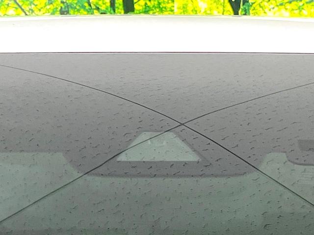 アルファード ２．５Ｓ　Ｃパッケージ　純正９インチナビ　両側電動ドア　後席モニター　バックカメラ　１００Ｖ電源　衝突被害軽減システム　レーダークルーズ　禁煙車　電動リアゲート　前席シートエアコン　ドラレコ　コーナーセンサー　ＬＥＤヘッド（6枚目）