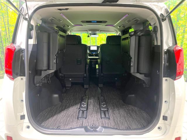 アルファード ２．５Ｓ　Ｃパッケージ　純正９インチナビ　両側電動ドア　後席モニター　バックカメラ　１００Ｖ電源　衝突被害軽減システム　レーダークルーズ　禁煙車　電動リアゲート　前席シートエアコン　ドラレコ　コーナーセンサー　ＬＥＤヘッド（11枚目）