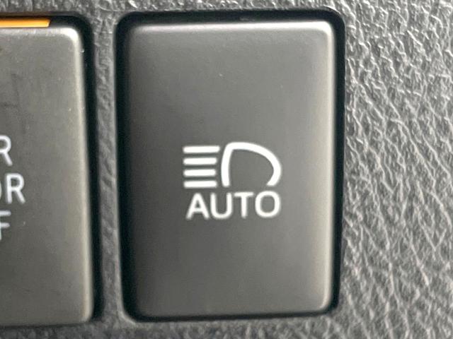 アルファード ２．５Ｓ　Ｃパッケージ　純正９インチナビ　両側電動ドア　後席モニター　バックカメラ　１００Ｖ電源　衝突被害軽減システム　レーダークルーズ　禁煙車　電動リアゲート　前席シートエアコン　ドラレコ　コーナーセンサー　ＬＥＤヘッド（40枚目）