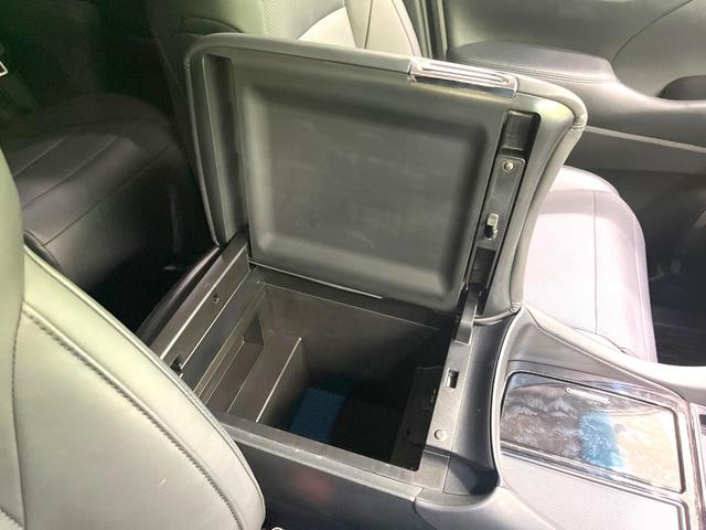 アルファード ２．５Ｓ　Ｃパッケージ　純正９インチナビ　両側電動ドア　後席モニター　バックカメラ　１００Ｖ電源　衝突被害軽減システム　レーダークルーズ　禁煙車　電動リアゲート　前席シートエアコン　ドラレコ　コーナーセンサー　ＬＥＤヘッド（53枚目）