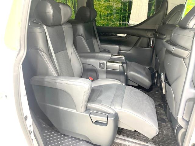 アルファード ２．５Ｓ　Ｃパッケージ　純正９インチナビ　両側電動ドア　後席モニター　バックカメラ　１００Ｖ電源　衝突被害軽減システム　レーダークルーズ　禁煙車　電動リアゲート　前席シートエアコン　ドラレコ　コーナーセンサー　ＬＥＤヘッド（67枚目）