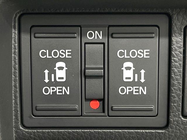 ステップワゴン ｅ：ＨＥＶスパーダ　プレミアムライン　禁煙車　現行　純正１１型ＳＤナビ　全周囲カメラ　純正１５型後席モニター　パワーバックドア　衝突被害軽減ブレーキ　レーダークルーズコントロール　フルセグＴＶ　Ｂｌｕｅｔｏｏｔｈ接続　ＬＥＤヘッドライト（6枚目）