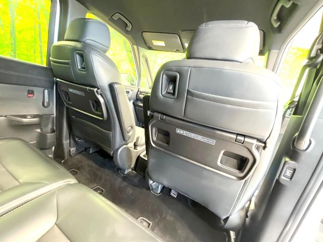 ステップワゴン ｅ：ＨＥＶスパーダ　プレミアムライン　禁煙車　現行　純正１１型ＳＤナビ　全周囲カメラ　純正１５型後席モニター　パワーバックドア　衝突被害軽減ブレーキ　レーダークルーズコントロール　フルセグＴＶ　Ｂｌｕｅｔｏｏｔｈ接続　ＬＥＤヘッドライト（31枚目）