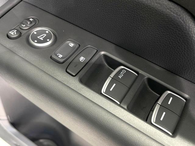 ステップワゴン ｅ：ＨＥＶスパーダ　プレミアムライン　禁煙車　現行　純正１１型ＳＤナビ　全周囲カメラ　純正１５型後席モニター　パワーバックドア　衝突被害軽減ブレーキ　レーダークルーズコントロール　フルセグＴＶ　Ｂｌｕｅｔｏｏｔｈ接続　ＬＥＤヘッドライト（43枚目）