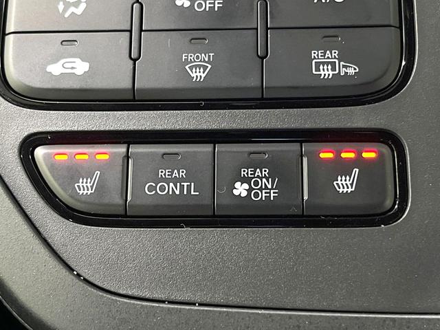 ステップワゴン ｅ：ＨＥＶスパーダ　プレミアムライン　禁煙車　現行　純正１１型ＳＤナビ　全周囲カメラ　純正１５型後席モニター　パワーバックドア　衝突被害軽減ブレーキ　レーダークルーズコントロール　フルセグＴＶ　Ｂｌｕｅｔｏｏｔｈ接続　ＬＥＤヘッドライト（50枚目）