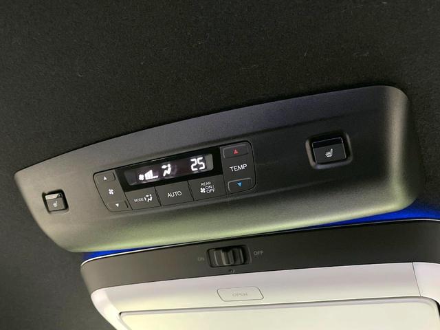 ステップワゴン ｅ：ＨＥＶスパーダ　プレミアムライン　禁煙車　現行　純正１１型ＳＤナビ　全周囲カメラ　純正１５型後席モニター　パワーバックドア　衝突被害軽減ブレーキ　レーダークルーズコントロール　フルセグＴＶ　Ｂｌｕｅｔｏｏｔｈ接続　ＬＥＤヘッドライト（65枚目）