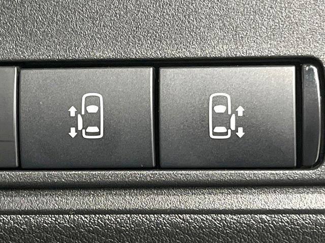 セレナ ハイウェイスターV 禁煙車 現行 メーカー純正12型ナビ 全周囲カメラ 後席モニター プロパイロット 前席シートヒーター 衝突被害軽減ブレーキ 両側パワースライドドア オートエアコン LEDヘッドライト ETC(7枚目)