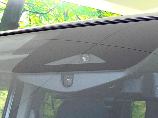 セレナ ハイウェイスターV 禁煙車 現行 メーカー純正12型ナビ 全周囲カメラ 後席モニター プロパイロット 前席シートヒーター 衝突被害軽減ブレーキ 両側パワースライドドア オートエアコン LEDヘッドライト ETC(9枚目)