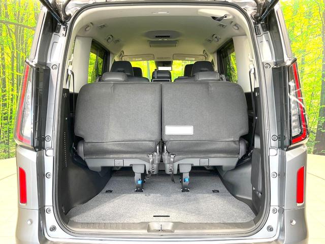 セレナ ハイウェイスターV 禁煙車 現行 メーカー純正12型ナビ 全周囲カメラ 後席モニター プロパイロット 前席シートヒーター 衝突被害軽減ブレーキ 両側パワースライドドア オートエアコン LEDヘッドライト ETC(15枚目)