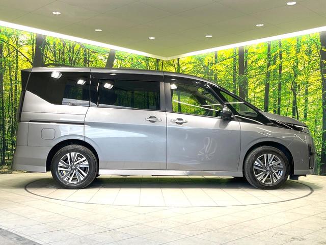 セレナ ハイウェイスターV 禁煙車 現行 メーカー純正12型ナビ 全周囲カメラ 後席モニター プロパイロット 前席シートヒーター 衝突被害軽減ブレーキ 両側パワースライドドア オートエアコン LEDヘッドライト ETC(69枚目)