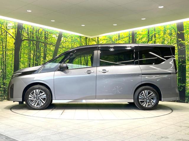 セレナ ハイウェイスターV 禁煙車 現行 メーカー純正12型ナビ 全周囲カメラ 後席モニター プロパイロット 前席シートヒーター 衝突被害軽減ブレーキ 両側パワースライドドア オートエアコン LEDヘッドライト ETC(70枚目)