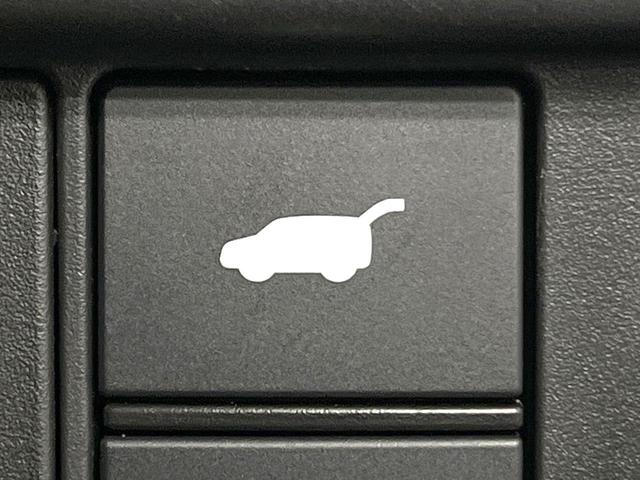 ＺＲ－Ｖ ｅ：ＨＥＶ　Ｚ　禁煙車　純正ＳＤナビ　全周囲カメラ　ＢＯＳＥサウンド　パワーバックドア　前席パワーシート　前席シートヒーター　衝突被害軽減ブレーキ　レーダークルーズコントロール　置くだけ充電　ＥＴＣ　オートエアコン（6枚目）