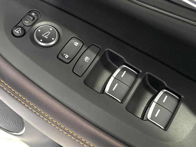 ＺＲ－Ｖ ｅ：ＨＥＶ　Ｚ　禁煙車　純正ＳＤナビ　全周囲カメラ　ＢＯＳＥサウンド　パワーバックドア　前席パワーシート　前席シートヒーター　衝突被害軽減ブレーキ　レーダークルーズコントロール　置くだけ充電　ＥＴＣ　オートエアコン（46枚目）