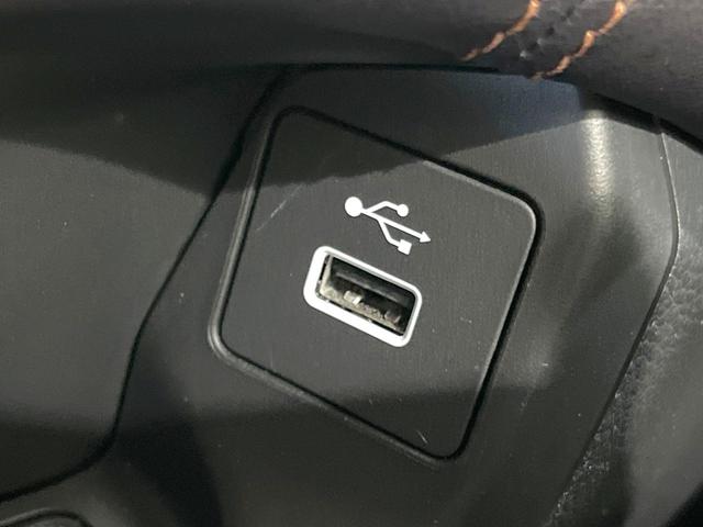 ＺＲ－Ｖ ｅ：ＨＥＶ　Ｚ　禁煙車　純正ＳＤナビ　全周囲カメラ　ＢＯＳＥサウンド　パワーバックドア　前席パワーシート　前席シートヒーター　衝突被害軽減ブレーキ　レーダークルーズコントロール　置くだけ充電　ＥＴＣ　オートエアコン（53枚目）