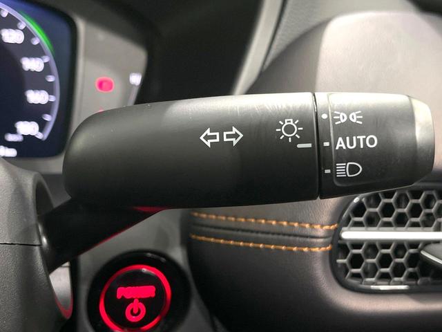 ＺＲ－Ｖ ｅ：ＨＥＶ　Ｚ　禁煙車　純正ＳＤナビ　全周囲カメラ　ＢＯＳＥサウンド　パワーバックドア　前席パワーシート　前席シートヒーター　衝突被害軽減ブレーキ　レーダークルーズコントロール　置くだけ充電　ＥＴＣ　オートエアコン（60枚目）