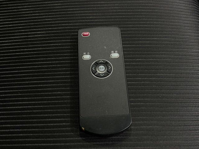 セレナ ハイウェイスターＧ　プロパイロットエディション　エアロ　純正９インチナビ　両側電動スライドドア　後席モニター　バックカメラ　衝突被害軽減システム　禁煙車　コーナーセンサー　スマートキー　ＬＥＤヘッド　ＥＴＣ　純正１６インチアルミ（70枚目）