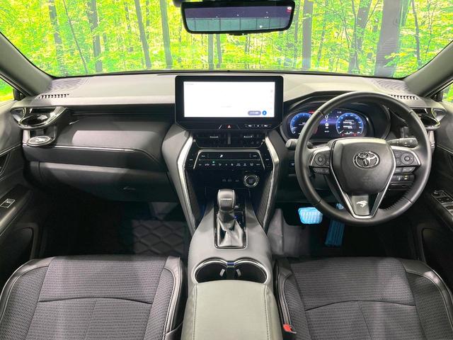 ハリアー Ｇ　禁煙車　メーカー純正１２型ナビ　バックカメラ　パワーバックドア　運転席パワーシート　衝突被害軽減ブレーキ　レーダークルーズコントロール　フルセグＴＶ　Ｂｌｕｅｔｏｏｔｈ接続　オートエアコン　ＥＴＣ（2枚目）