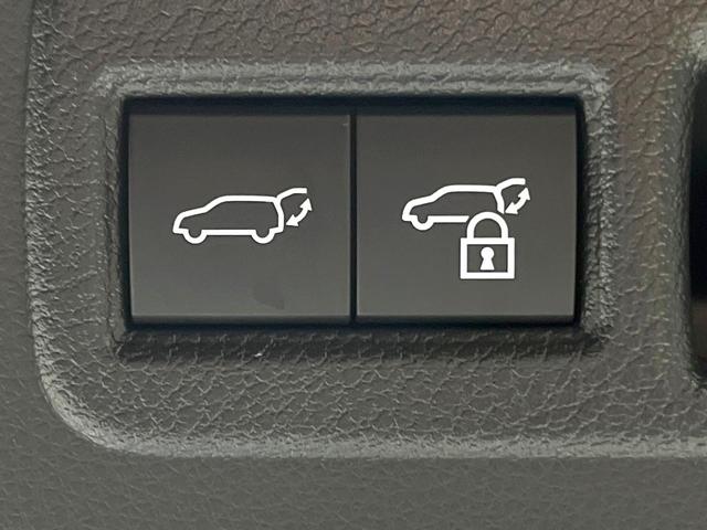 ハリアー Ｇ　禁煙車　メーカー純正１２型ナビ　バックカメラ　パワーバックドア　運転席パワーシート　衝突被害軽減ブレーキ　レーダークルーズコントロール　フルセグＴＶ　Ｂｌｕｅｔｏｏｔｈ接続　オートエアコン　ＥＴＣ（6枚目）