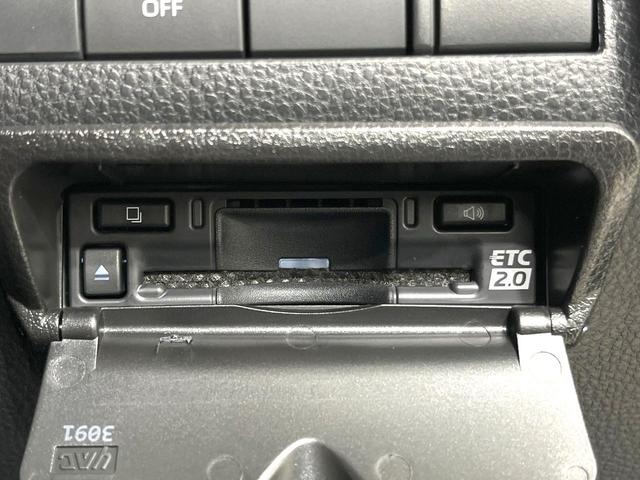 ハリアー Ｇ　禁煙車　メーカー純正１２型ナビ　バックカメラ　パワーバックドア　運転席パワーシート　衝突被害軽減ブレーキ　レーダークルーズコントロール　フルセグＴＶ　Ｂｌｕｅｔｏｏｔｈ接続　オートエアコン　ＥＴＣ（10枚目）