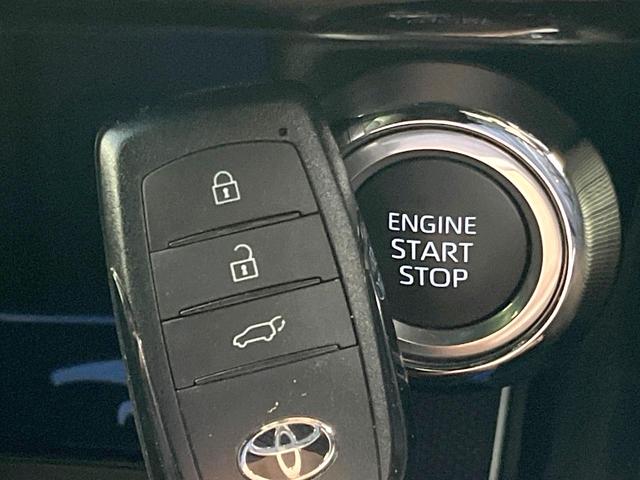 ハリアー Ｇ　禁煙車　メーカー純正１２型ナビ　バックカメラ　パワーバックドア　運転席パワーシート　衝突被害軽減ブレーキ　レーダークルーズコントロール　フルセグＴＶ　Ｂｌｕｅｔｏｏｔｈ接続　オートエアコン　ＥＴＣ（11枚目）