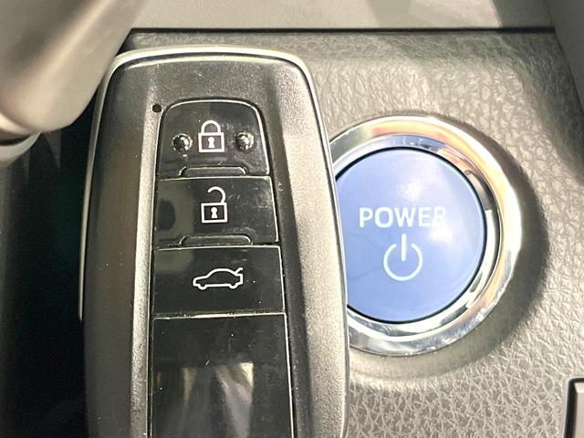 カムリ Ｇ　禁煙車　ＳＤナビ　バックカメラ　運転席パワーシート　衝突被害軽減ブレーキ　レーダークルーズコントロール　フルセグＴＶ　Ｂｌｕｅｔｏｏｔｈ接続　ＥＴＣ　オートエアコン　ＬＥＤヘッドライト　スマートキー（9枚目）