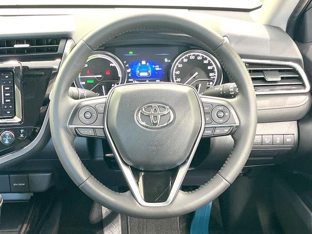 カムリ Ｇ　禁煙車　ＳＤナビ　バックカメラ　運転席パワーシート　衝突被害軽減ブレーキ　レーダークルーズコントロール　フルセグＴＶ　Ｂｌｕｅｔｏｏｔｈ接続　ＥＴＣ　オートエアコン　ＬＥＤヘッドライト　スマートキー（13枚目）