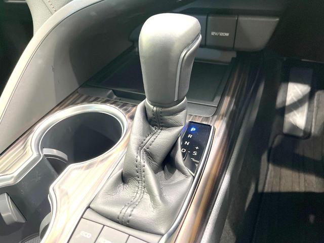 カムリ Ｇ　禁煙車　ＳＤナビ　バックカメラ　運転席パワーシート　衝突被害軽減ブレーキ　レーダークルーズコントロール　フルセグＴＶ　Ｂｌｕｅｔｏｏｔｈ接続　ＥＴＣ　オートエアコン　ＬＥＤヘッドライト　スマートキー（23枚目）