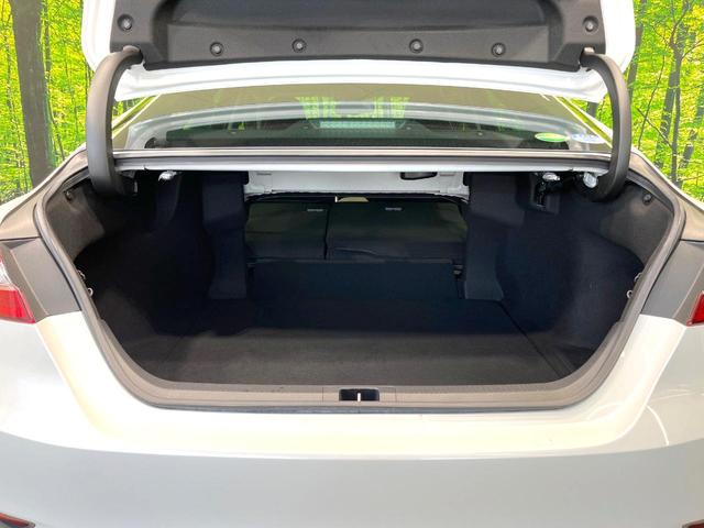 カムリ Ｇ　禁煙車　ＳＤナビ　バックカメラ　運転席パワーシート　衝突被害軽減ブレーキ　レーダークルーズコントロール　フルセグＴＶ　Ｂｌｕｅｔｏｏｔｈ接続　ＥＴＣ　オートエアコン　ＬＥＤヘッドライト　スマートキー（28枚目）