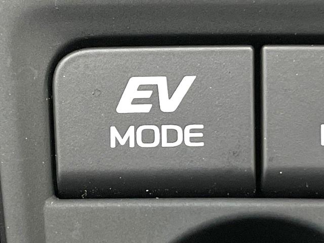 カムリ Ｇ　禁煙車　ＳＤナビ　バックカメラ　運転席パワーシート　衝突被害軽減ブレーキ　レーダークルーズコントロール　フルセグＴＶ　Ｂｌｕｅｔｏｏｔｈ接続　ＥＴＣ　オートエアコン　ＬＥＤヘッドライト　スマートキー（51枚目）