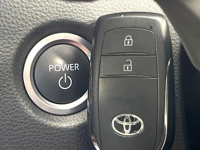 カローラスポーツ ハイブリッドＧ　Ｚ　禁煙車　モデリスタエアロ　純正１０型ディスプレイオーディオ　バックカメラ　前席シートヒーター　衝突被害軽減ブレーキ　レーダークルーズコントロール　フルセグＴＶ　Ｂｌｕｅｔｏｏｔｈ接続　オートエアコン（9枚目）