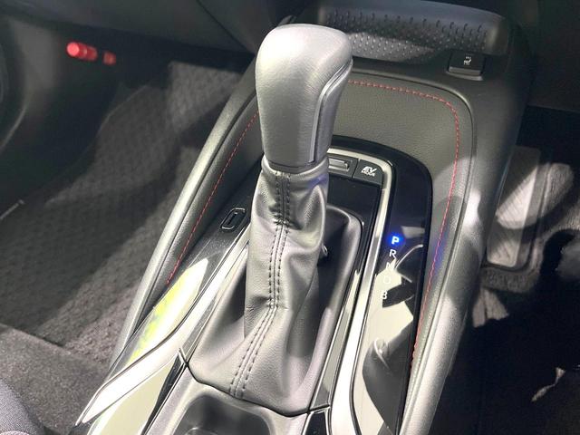 カローラスポーツ ハイブリッドＧ　Ｚ　禁煙車　モデリスタエアロ　純正１０型ディスプレイオーディオ　バックカメラ　前席シートヒーター　衝突被害軽減ブレーキ　レーダークルーズコントロール　フルセグＴＶ　Ｂｌｕｅｔｏｏｔｈ接続　オートエアコン（23枚目）