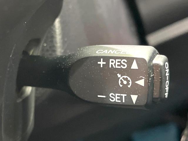 ヴォクシー ハイブリッドＺＳ　煌ＩＩＩ　後期　特別仕様車　カロッツェリア１０型サイバーナビ　両側電動スライドドア　後席モニター　バックカメラ　衝突被害軽減システム　禁煙車　ハーフレザーシート　ドラレコ　コーナーセンサー　スマートキー（42枚目）