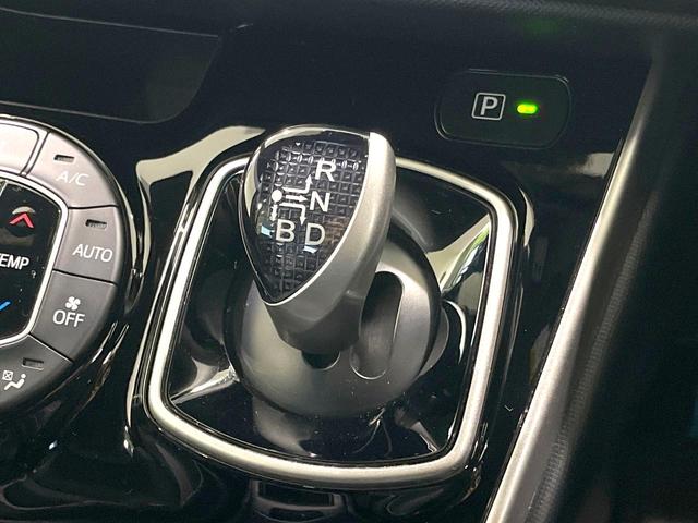 ヴォクシー ハイブリッドＺＳ　煌ＩＩＩ　後期　特別仕様車　カロッツェリア１０型サイバーナビ　両側電動スライドドア　後席モニター　バックカメラ　衝突被害軽減システム　禁煙車　ハーフレザーシート　ドラレコ　コーナーセンサー　スマートキー（46枚目）