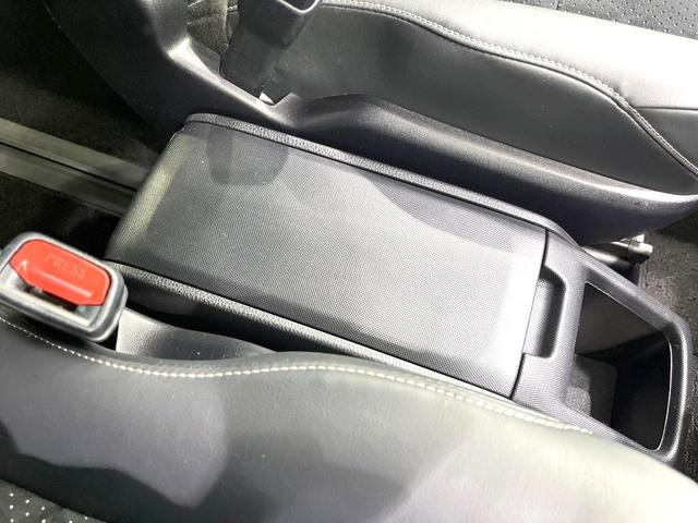 ヴォクシー ハイブリッドＺＳ　煌ＩＩＩ　後期　特別仕様車　カロッツェリア１０型サイバーナビ　両側電動スライドドア　後席モニター　バックカメラ　衝突被害軽減システム　禁煙車　ハーフレザーシート　ドラレコ　コーナーセンサー　スマートキー（55枚目）