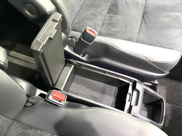 ヴォクシー ハイブリッドＺＳ　煌ＩＩＩ　後期　特別仕様車　カロッツェリア１０型サイバーナビ　両側電動スライドドア　後席モニター　バックカメラ　衝突被害軽減システム　禁煙車　ハーフレザーシート　ドラレコ　コーナーセンサー　スマートキー（56枚目）
