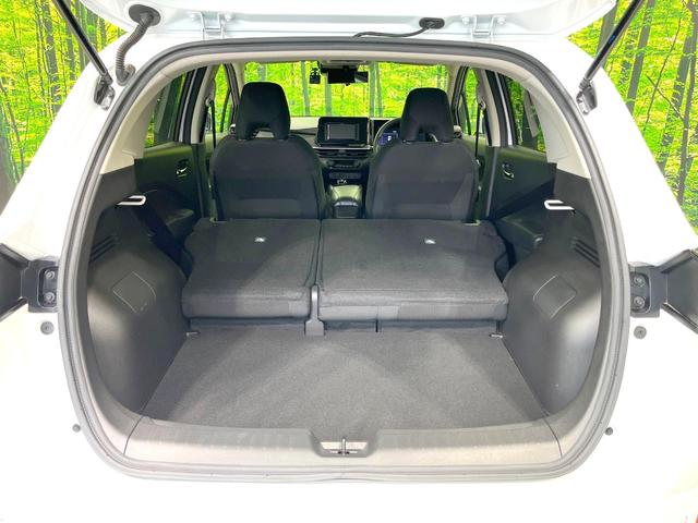 ノート Ｘ　禁煙車　後期　ＳＤナビ　全周囲カメラ　全方位運転支援システム　インテリジェントルームミラー　スマートキー　ＬＥＤヘッド　ＢＳＭ　ビルトインＥＴＣ　オートライト　オートエアコン　Ｂｌｕｅｔｏｏｔｈ（14枚目）